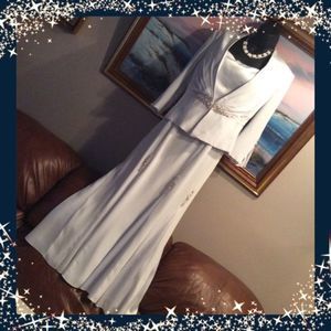 💞MONTAGE by MON CHERI💞silver maxi formal dress